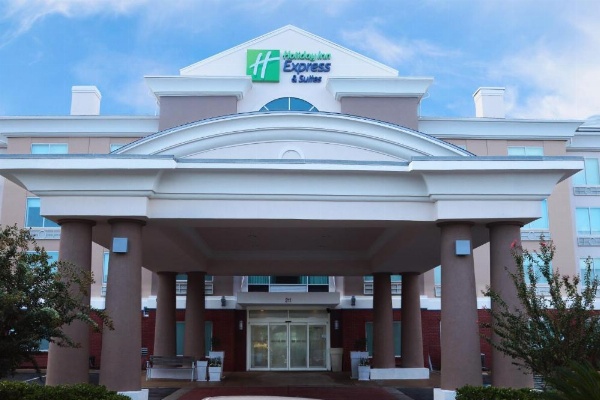 Holiday Inn Express Hotel & Suites Columbia I-26 @ Harbison Blvd image 23